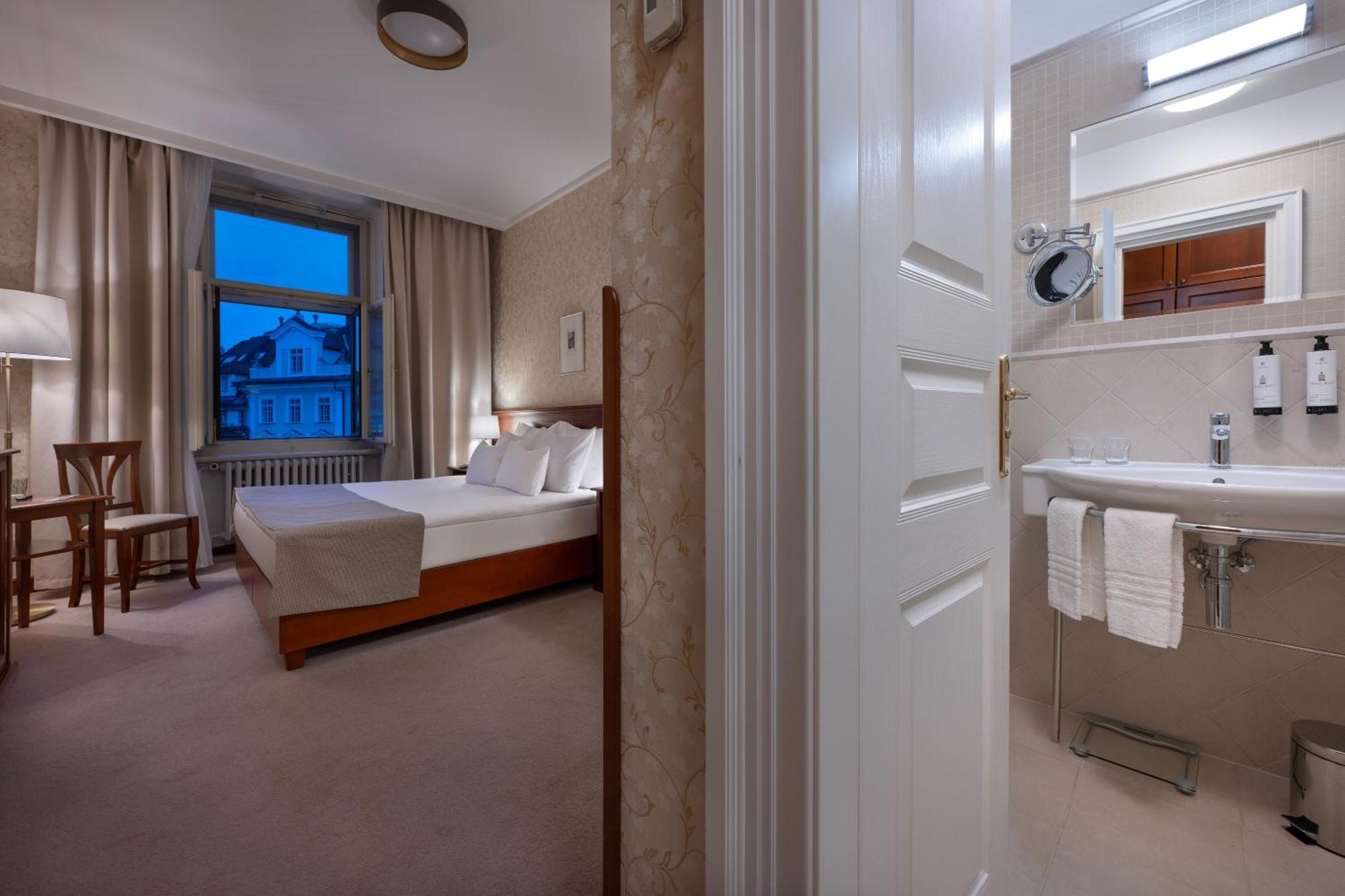 Hotel Rott Prag Exteriör bild