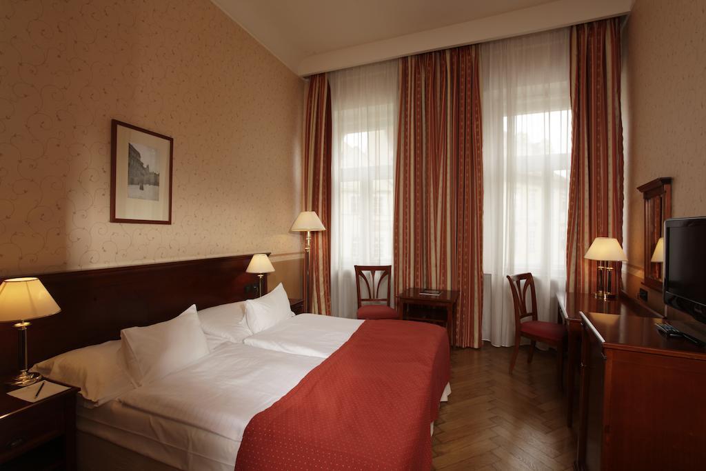 Hotel Rott Prag Exteriör bild